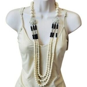 VTG Regal Pearl Necklace Statement Crystal Rhinestone Elegant Runway High end